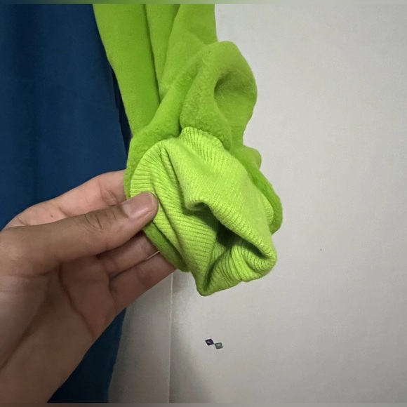 NWT Bandai Sazac Luigi Kigurumi Costume, Union Suit,Onesie.  Adult Fit One Size. - Picture 8 of 16